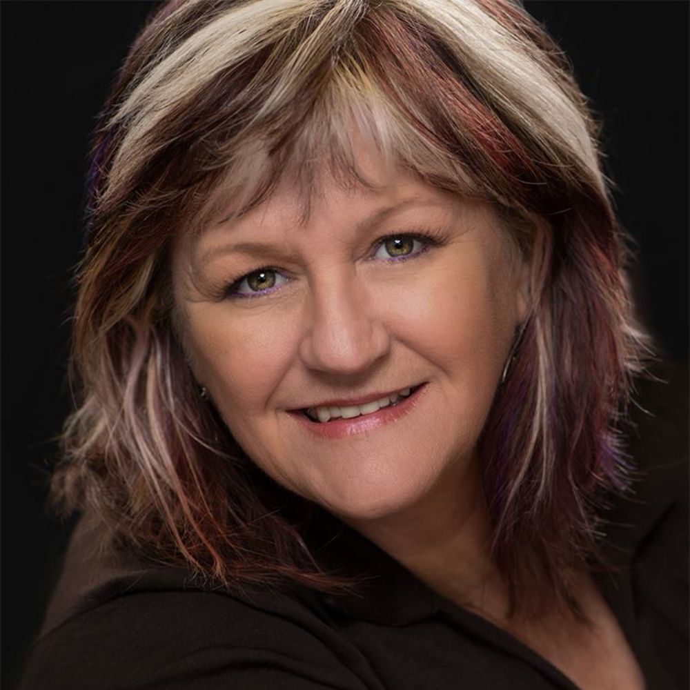 Meet your Posher, Marti